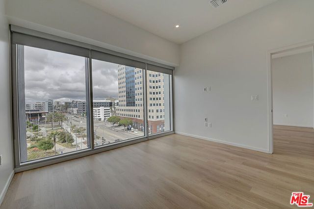 200 W Ocean Boulevard 305, Long Beach, CA 90802