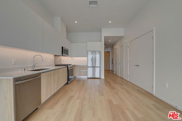 200 W Ocean Boulevard 305, Long Beach, CA 90802