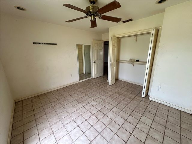 417 Linnet, Corpus Christi, TX 78418