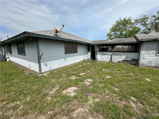 417 Linnet, Corpus Christi, TX 78418