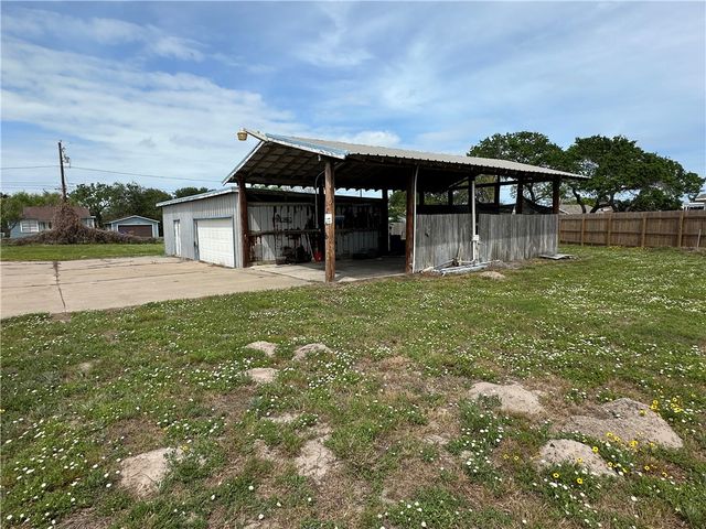 417 Linnet, Corpus Christi, TX 78418
