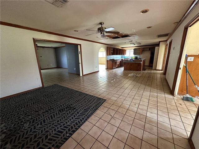 417 Linnet, Corpus Christi, TX 78418