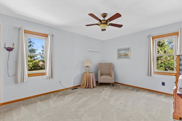 N60W24612 Lynette PASS, Sussex, WI 53089
