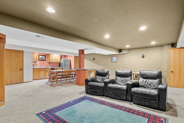 N60W24612 Lynette PASS, Sussex, WI 53089