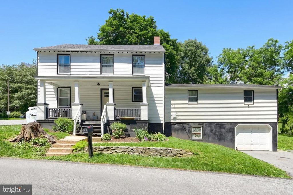 229 SHAUFFNERTOWN RD, New Cumberland, PA 17070