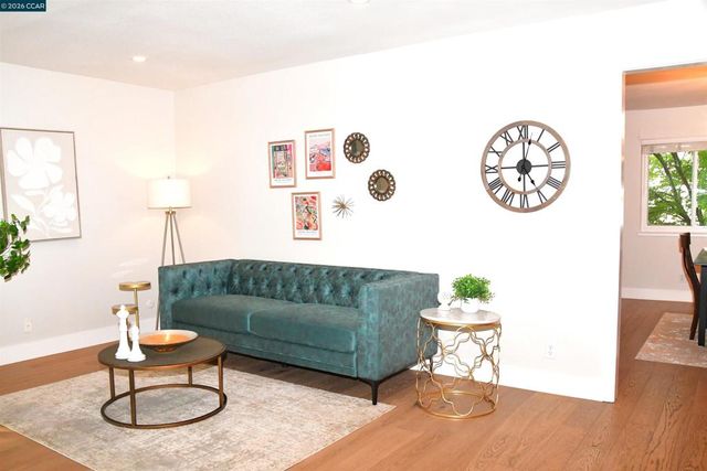 235 Appalachian Dr, Martinez, CA 94553