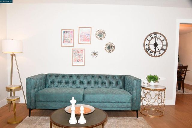 235 Appalachian Dr, Martinez, CA 94553