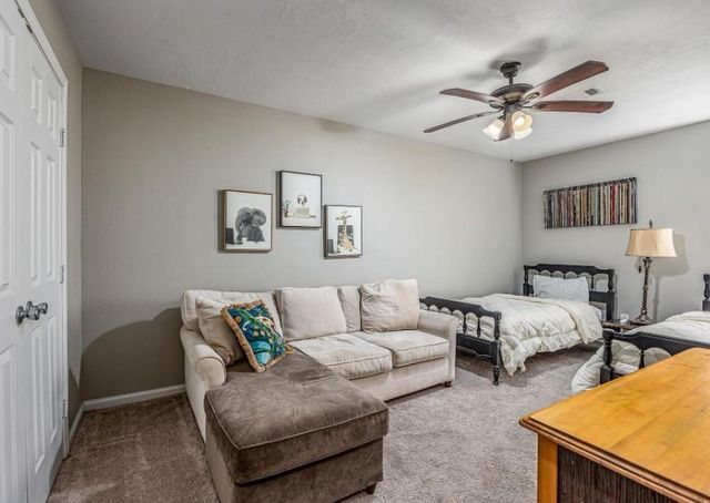 2111 W Gulf Street, Baytown, TX 77520