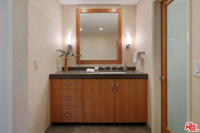 3412 Ocean Front Walk 201, Marina Del Rey, CA 90292