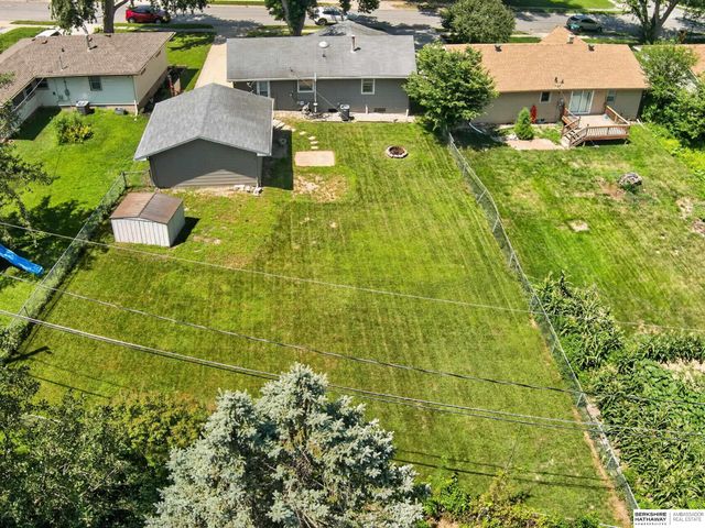 4907 N 64th Street, Omaha, NE 68104