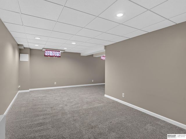 4907 N 64th Street, Omaha, NE 68104