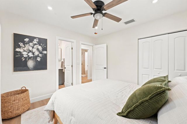 424 Putnam Road, West Palm Beach, FL 33405