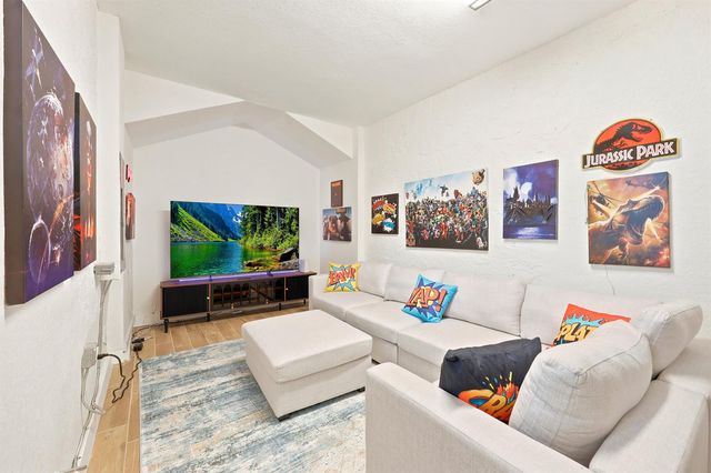 424 Putnam Road, West Palm Beach, FL 33405