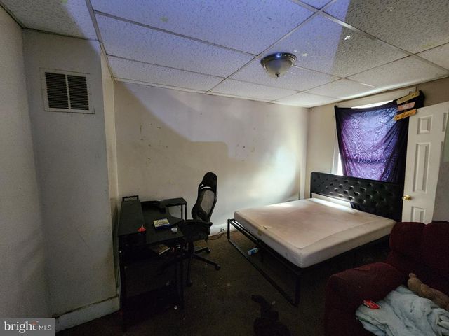 439 N EAST AVE, Baltimore, MD 21224
