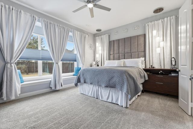 925 Nathanael Greene Court, Aubrey, TX 76227