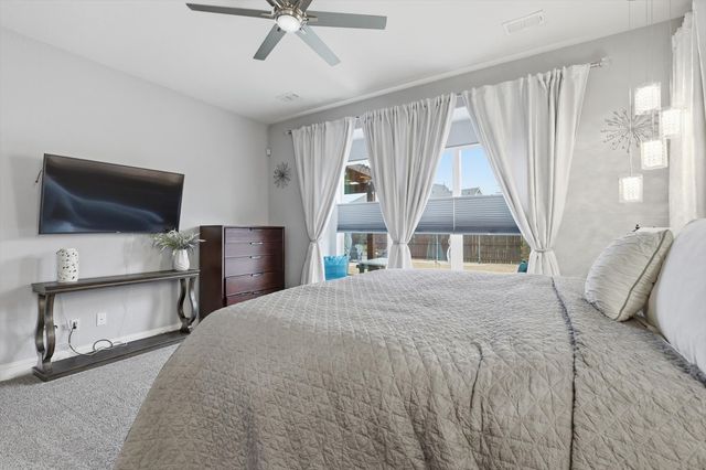 925 Nathanael Greene Court, Aubrey, TX 76227