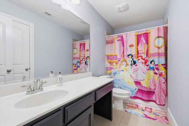 925 Nathanael Greene Court, Aubrey, TX 76227