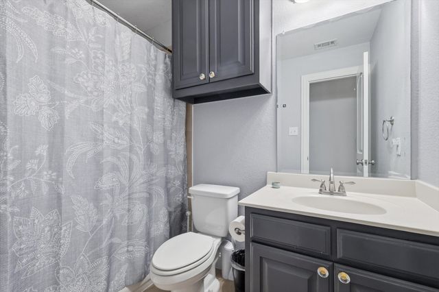 925 Nathanael Greene Court, Aubrey, TX 76227