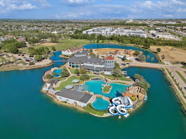 925 Nathanael Greene Court, Aubrey, TX 76227