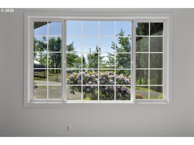 88175 TIKI Ln, Springfield, OR 97478