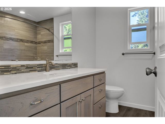 88175 TIKI Ln, Springfield, OR 97478