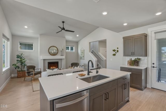 20855 SE Caldera Drive, Bend, OR 97702