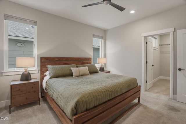 20855 SE Caldera Drive, Bend, OR 97702