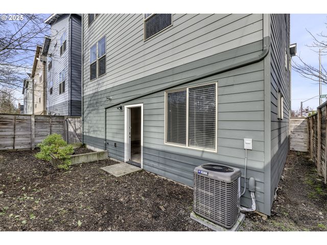 4718 Sw OSCAR Ln, Beaverton, OR 97005