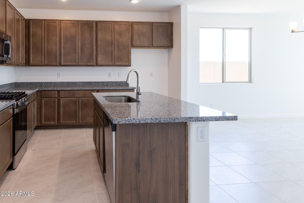 17510 N BOLERNO Drive, Maricopa, AZ 85138 — photo 5