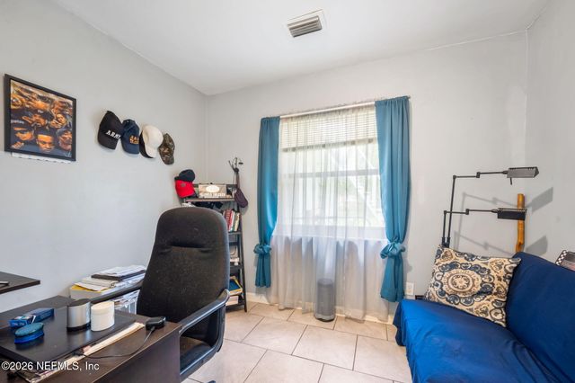 2760 JERRY Lane, Jacksonville, FL 32218