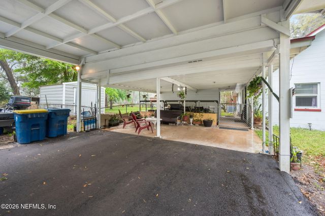 2760 JERRY Lane, Jacksonville, FL 32218