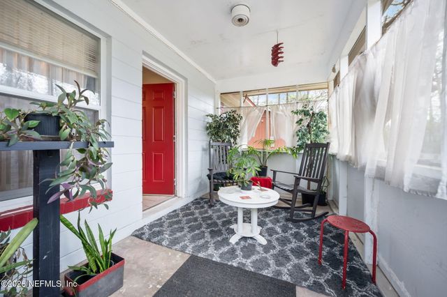 2760 JERRY Lane, Jacksonville, FL 32218