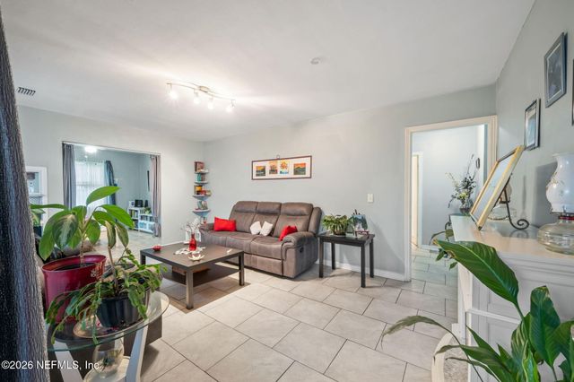 2760 JERRY Lane, Jacksonville, FL 32218