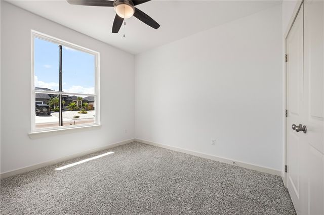 1702 Elm View Dr, Corpus Christi, TX 78418