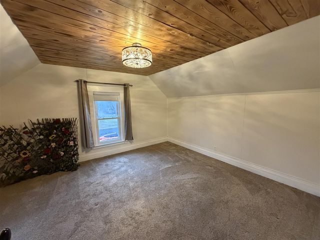 169 N Kalamazoo Street, Vicksburg, MI 49097