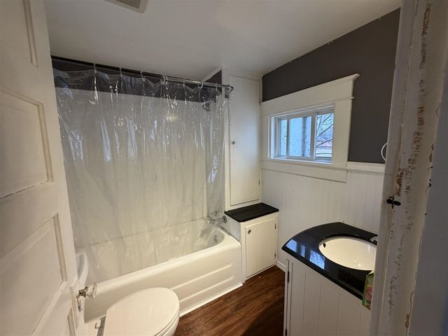 169 N Kalamazoo Street, Vicksburg, MI 49097