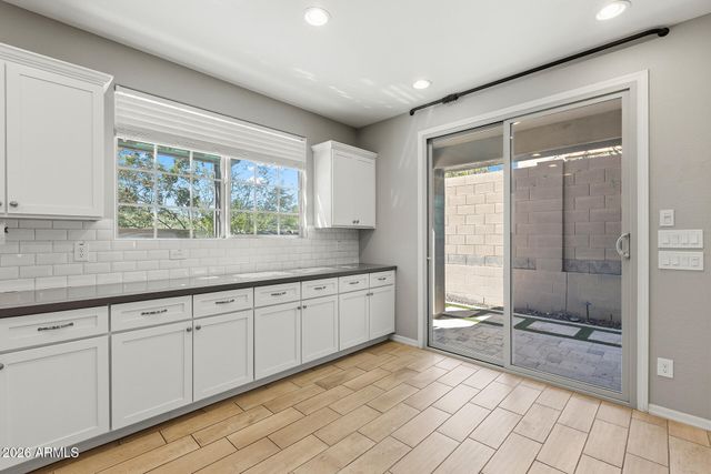 15918 S 11TH Way, Phoenix, AZ 85048