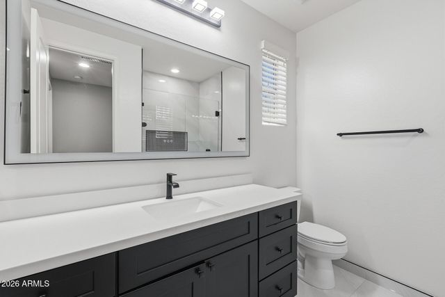 15918 S 11TH Way, Phoenix, AZ 85048