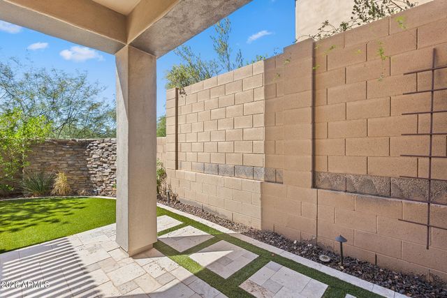 15918 S 11TH Way, Phoenix, AZ 85048