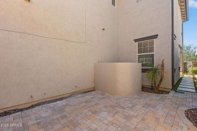 15918 S 11TH Way, Phoenix, AZ 85048
