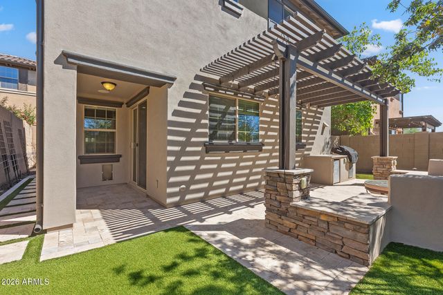 15918 S 11TH Way, Phoenix, AZ 85048
