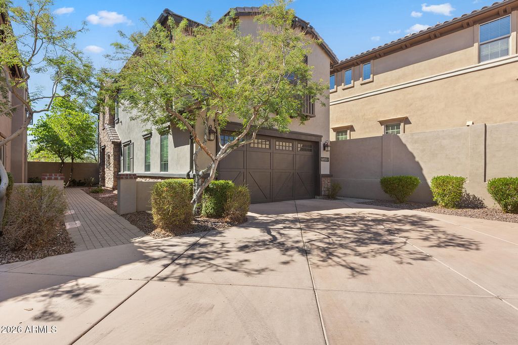 15918 S 11TH Way, Phoenix, AZ 85048 — photo 5