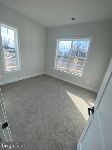 53 BIRDSEYE LN, Gettysburg, PA 17325