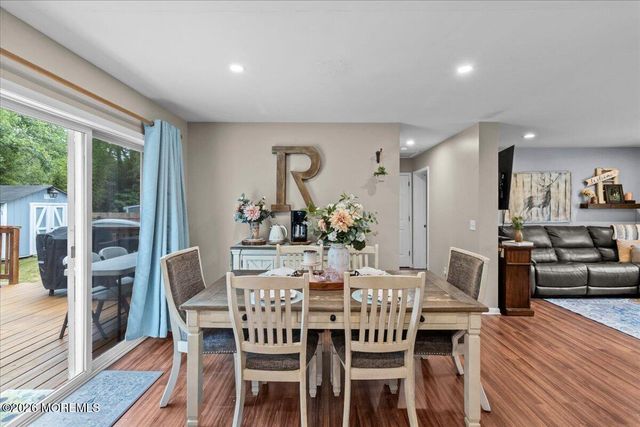 424 Brookforest Drive, Toms River, NJ 08757