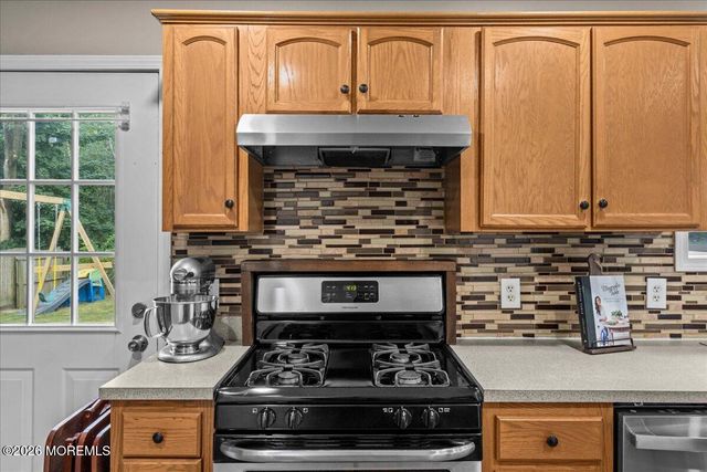 424 Brookforest Drive, Toms River, NJ 08757