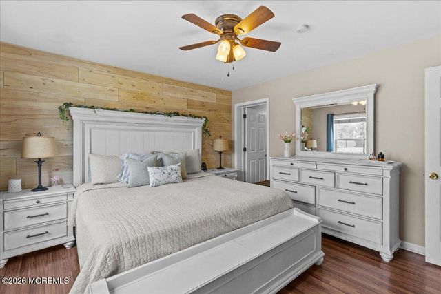 424 Brookforest Drive, Toms River, NJ 08757
