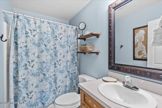 424 Brookforest Drive, Toms River, NJ 08757