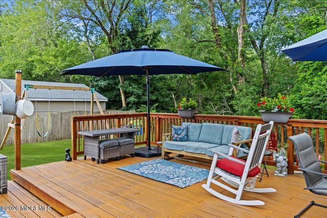 424 Brookforest Drive, Toms River, NJ 08757
