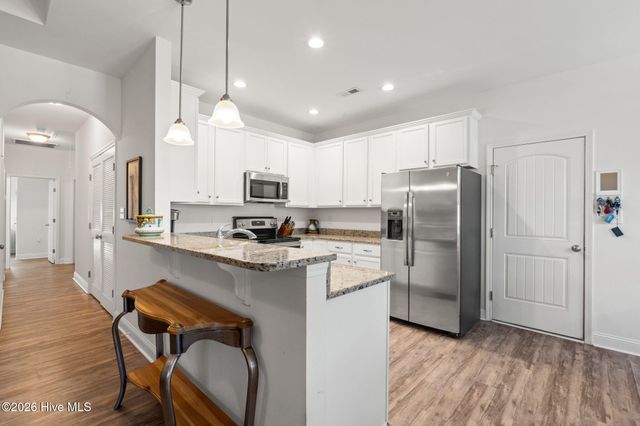 140 NE 16th Street, Oak Island, NC 28465