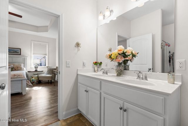 140 NE 16th Street, Oak Island, NC 28465